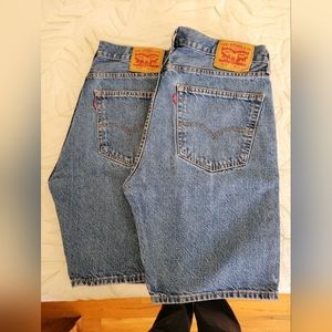 2 pairs - Excellent Condition Mens 505 Levis Shorts 36 waist
